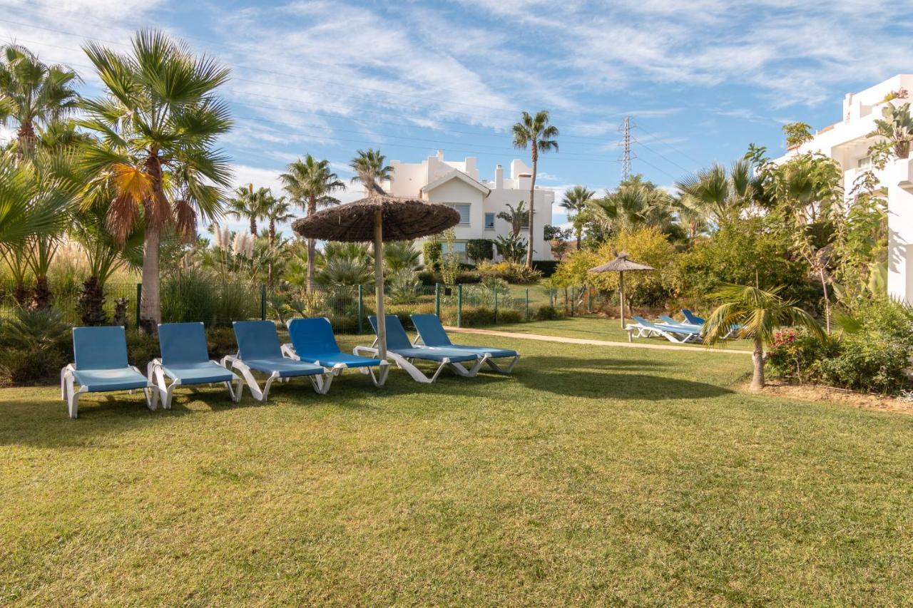 2237-Modern Apt With Private Beach Estepona Exterior photo